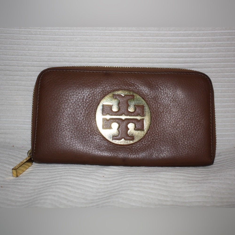 Tory Burch Chocolate Leather Clutch / Wallet with Gold Emblem
